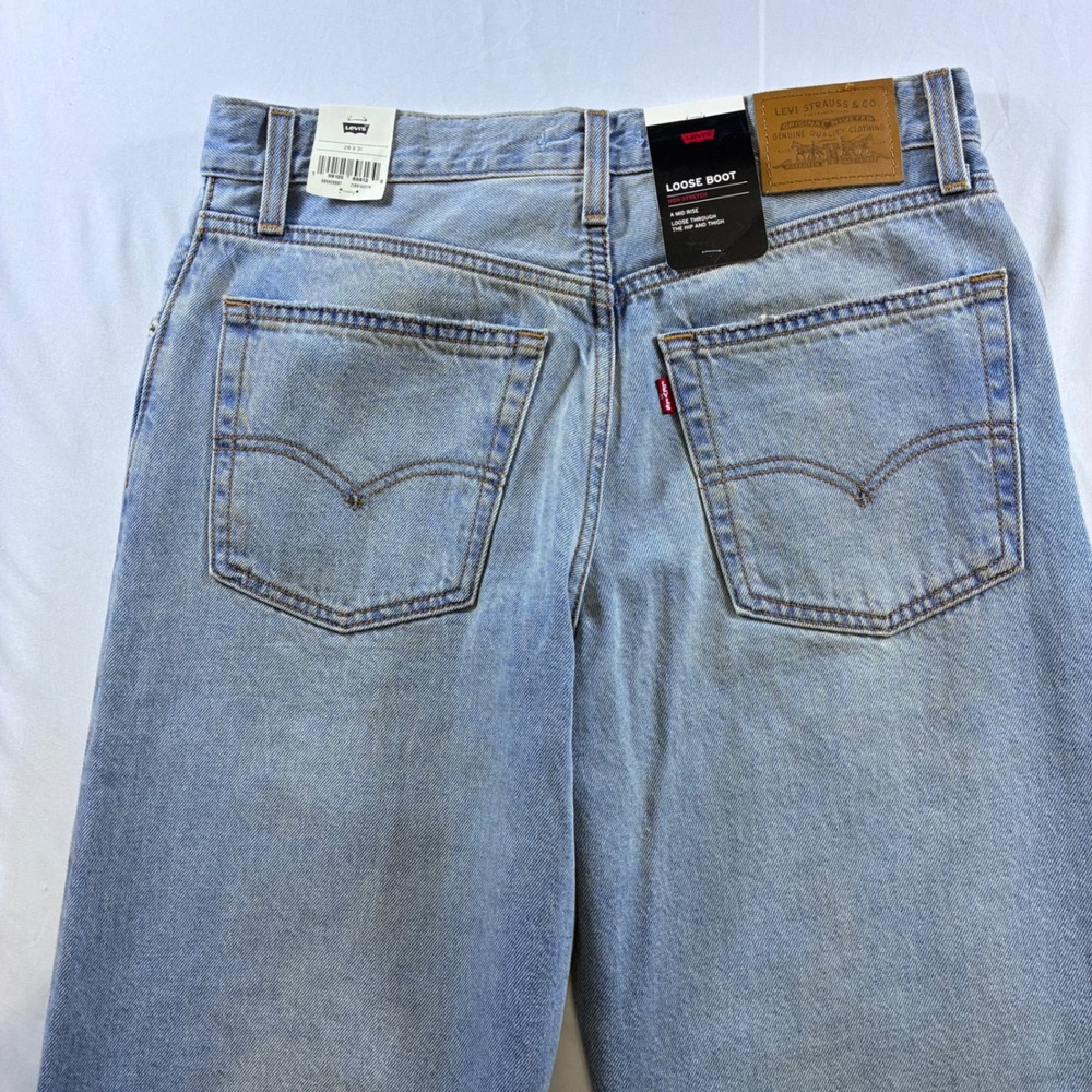 Levis Premium Loose Boot Jeans Light Wash Mid Rise Wide Leg 28x31 NEW - Picture 6 of 9